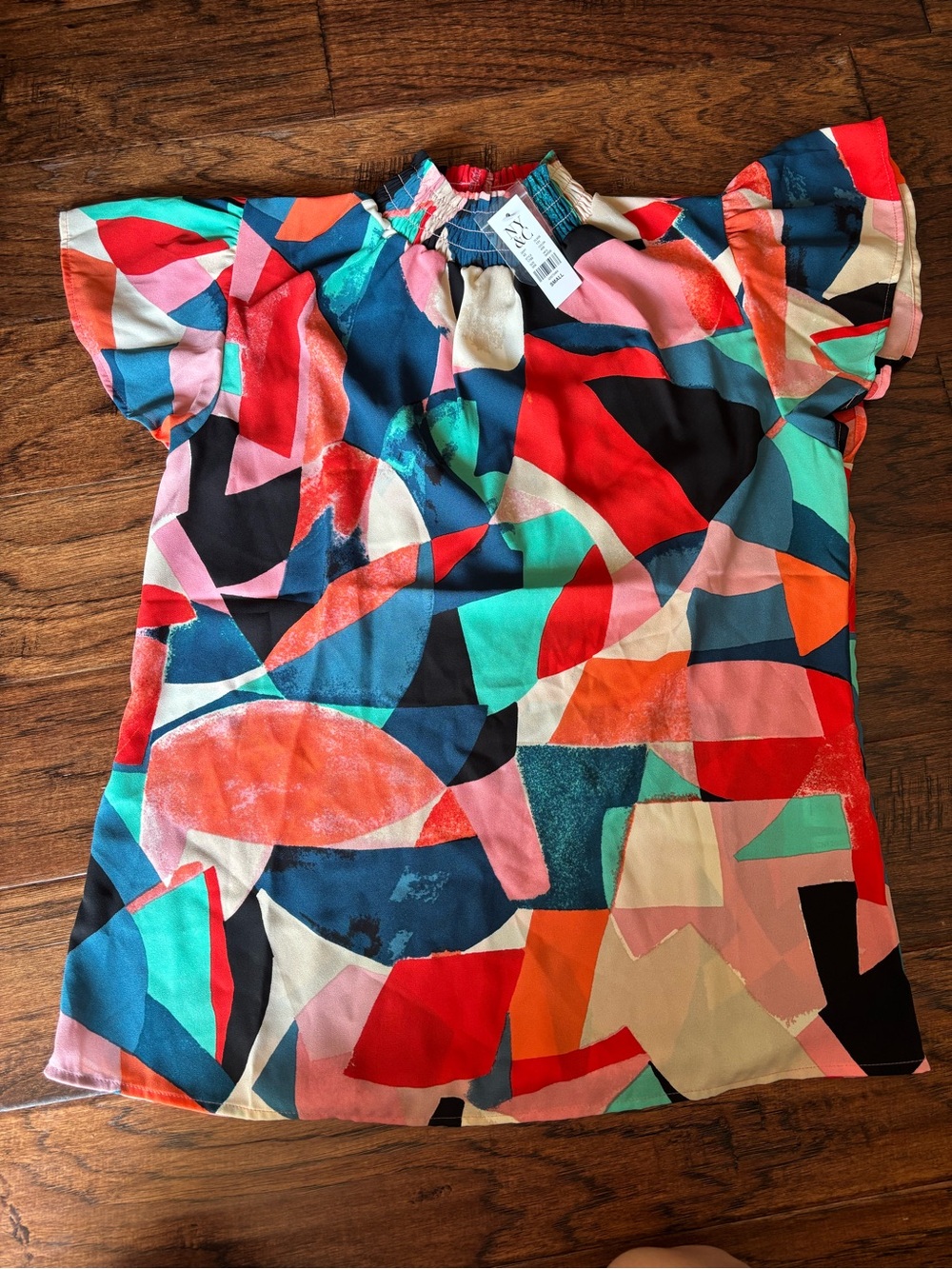 New York & Company Multicolor Abstract Flutter Sleeve Blouse